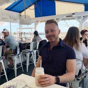 Meet your Posher, Chris